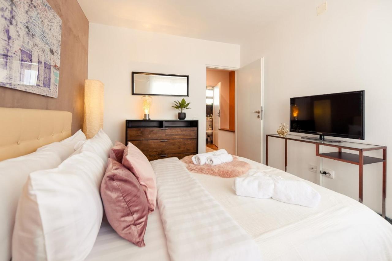 Apartmán Spectacular Views & Modern Comfort: Your Dream Duplex In Central Bukurešť Exteriér fotografie